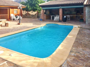 3 bedrooms villa with private pool jacuzzi and enclosed garden at Coin Coin